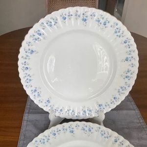 Royal Albert Memory Lane Dinner Plate